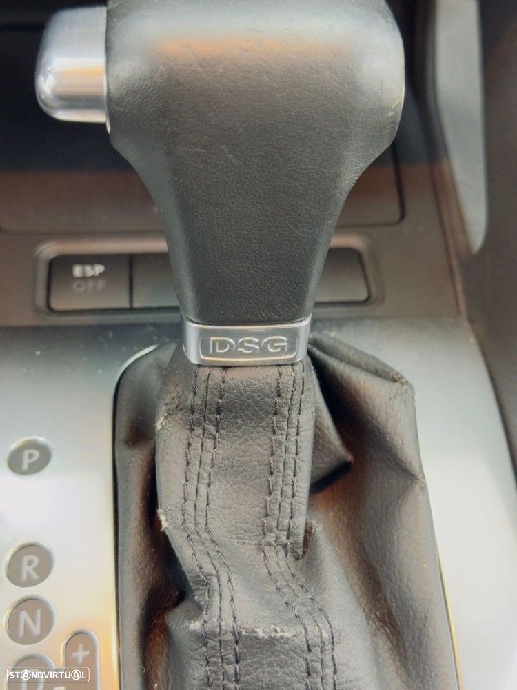 VW Golf 1.9 TDi Confortline DSG - 12