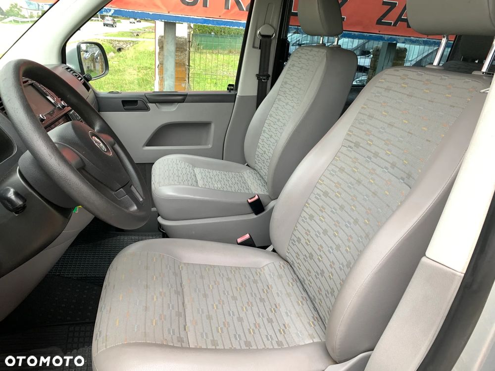 Volkswagen Transporter - 8