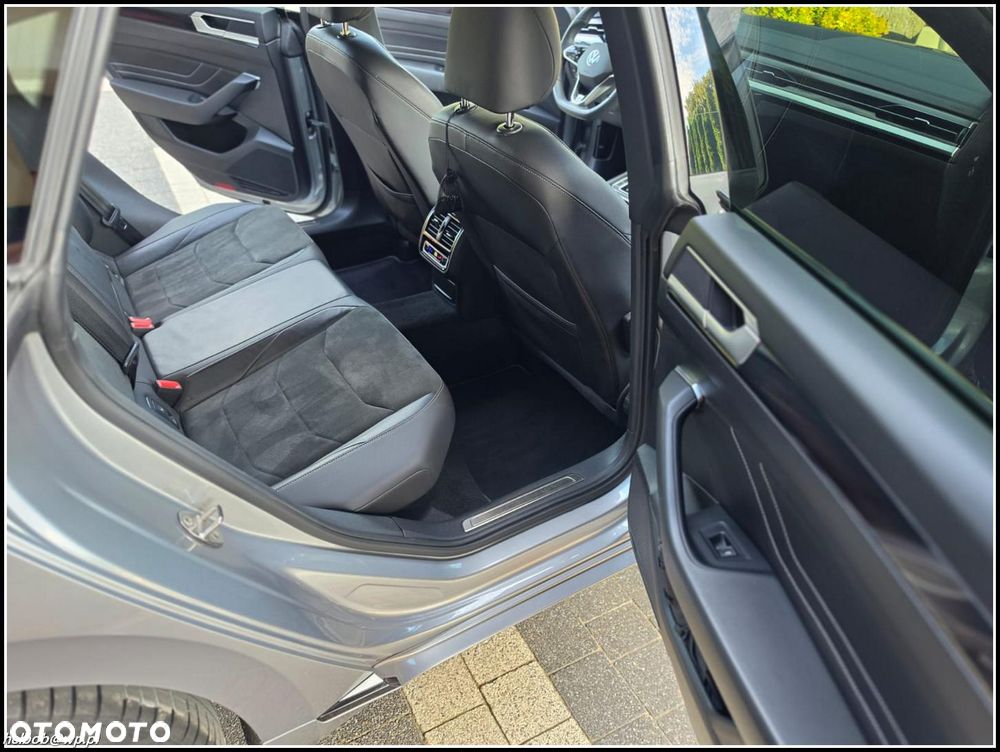Volkswagen Arteon 2.0 TDI R-Line DSG - 8