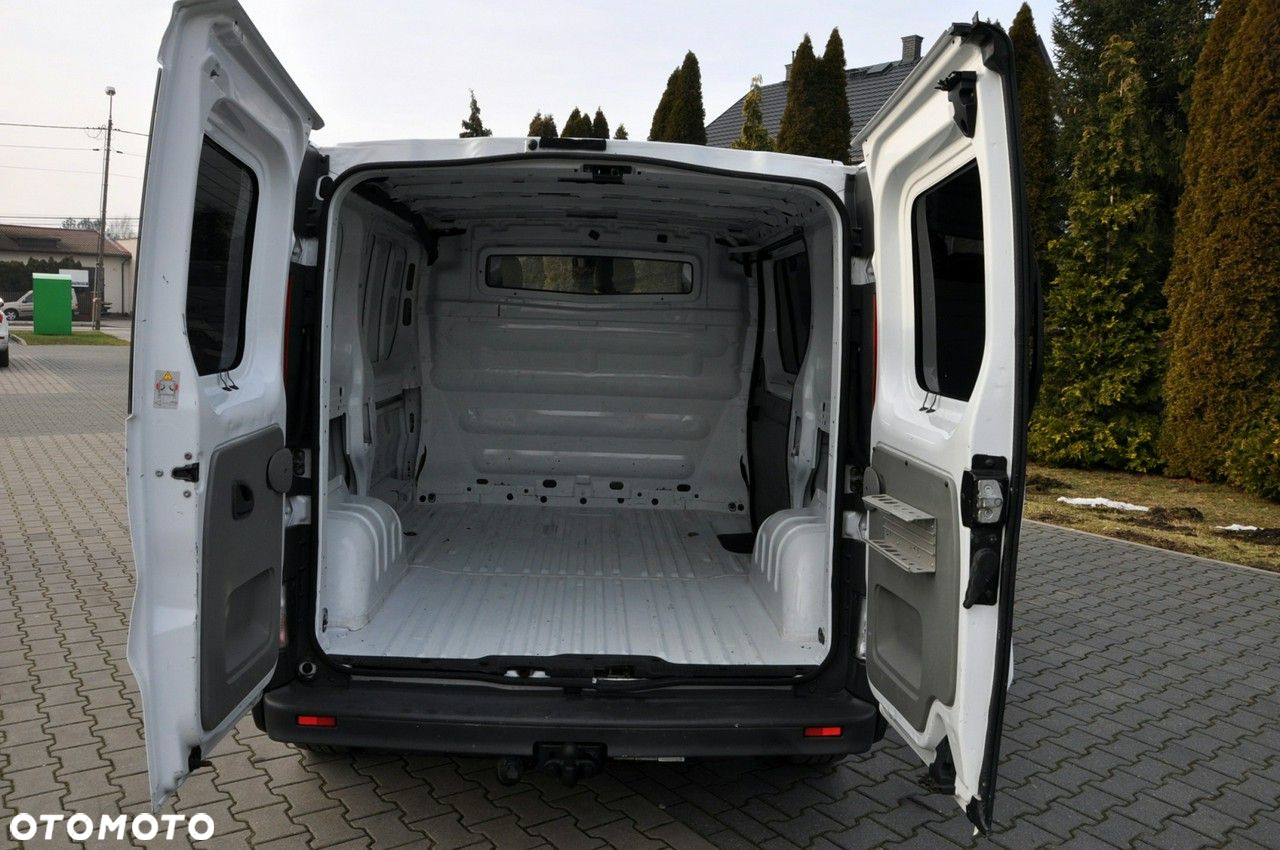 Opel Vivaro - 29