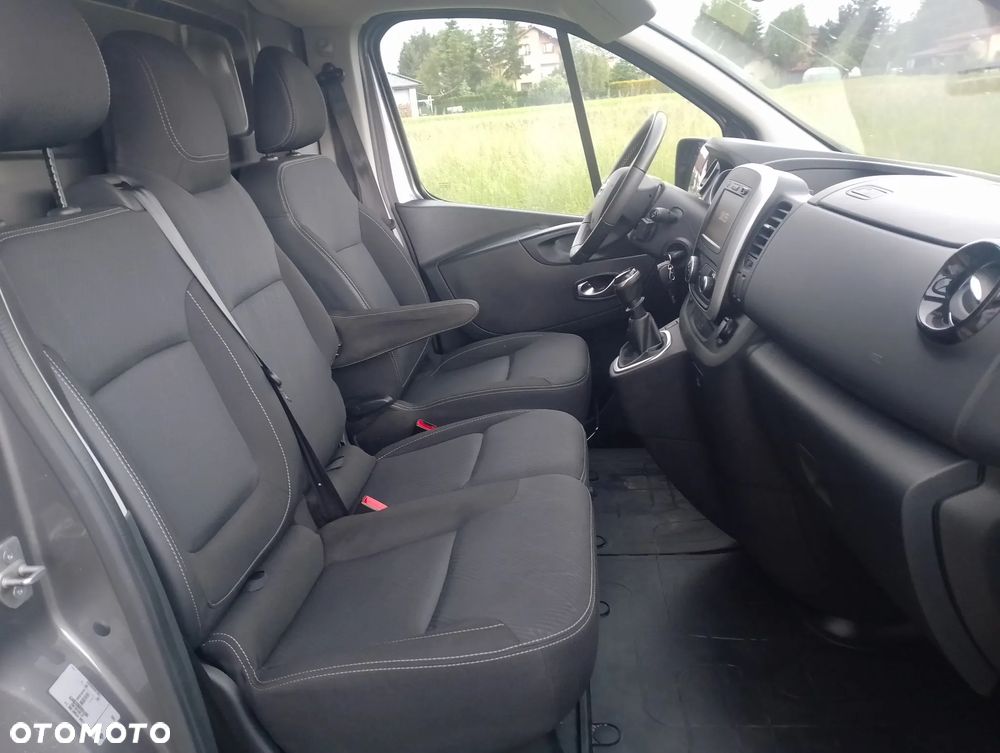Nissan NV300 - 13