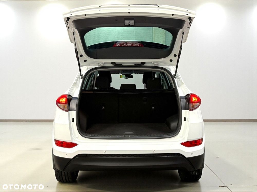 Hyundai Tucson 1.7 CRDI BlueDrive Style 2WD DCT - 11