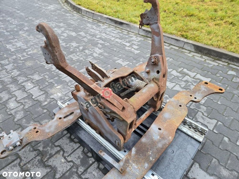 TUZ, przedni podnośnik, Deutz Agrotron TTV 620 - 2