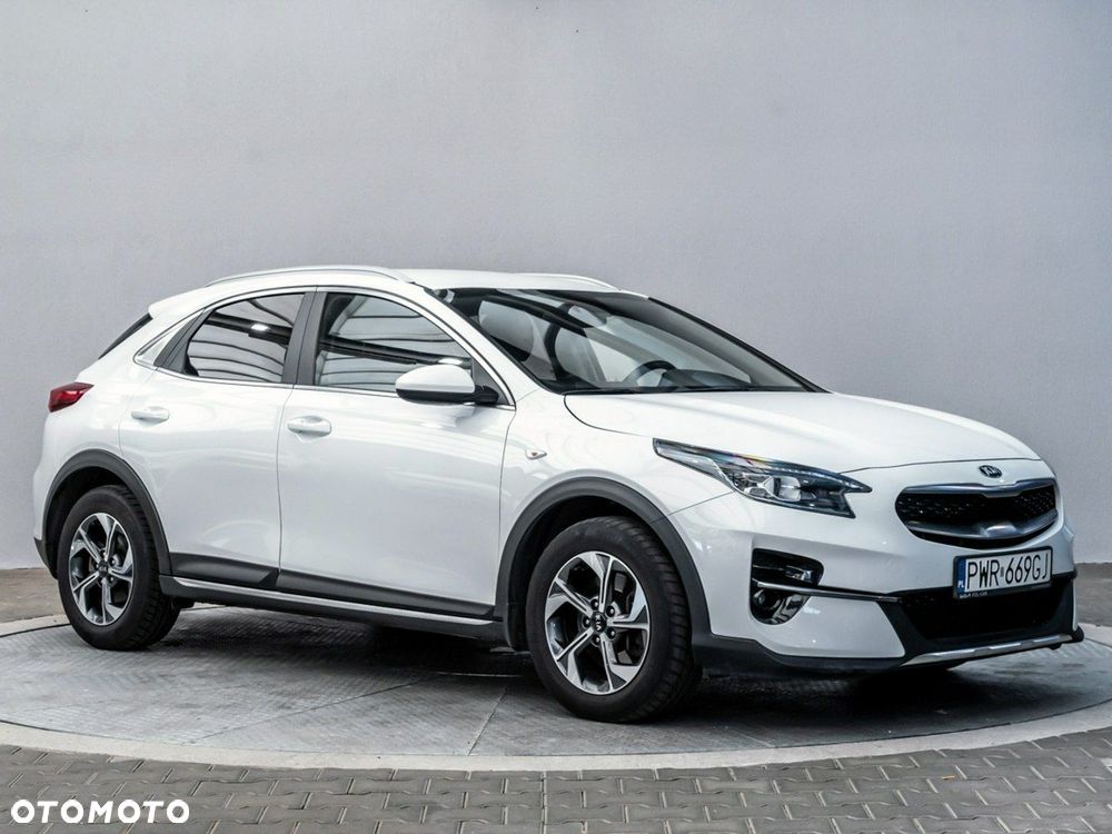 Kia XCeed - 8