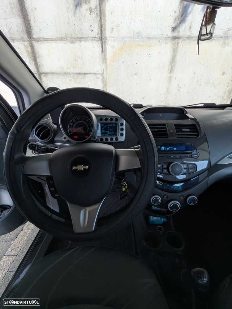 Chevrolet Spark 1.2 LT — fotografia 8