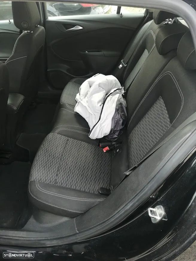 Opel Astra Sports Tourer 1.6 CDTI Dynamic S/S - 8