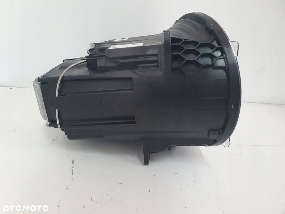 MERCEDES G KLASA W463 LAMPA LEWA LED - 6