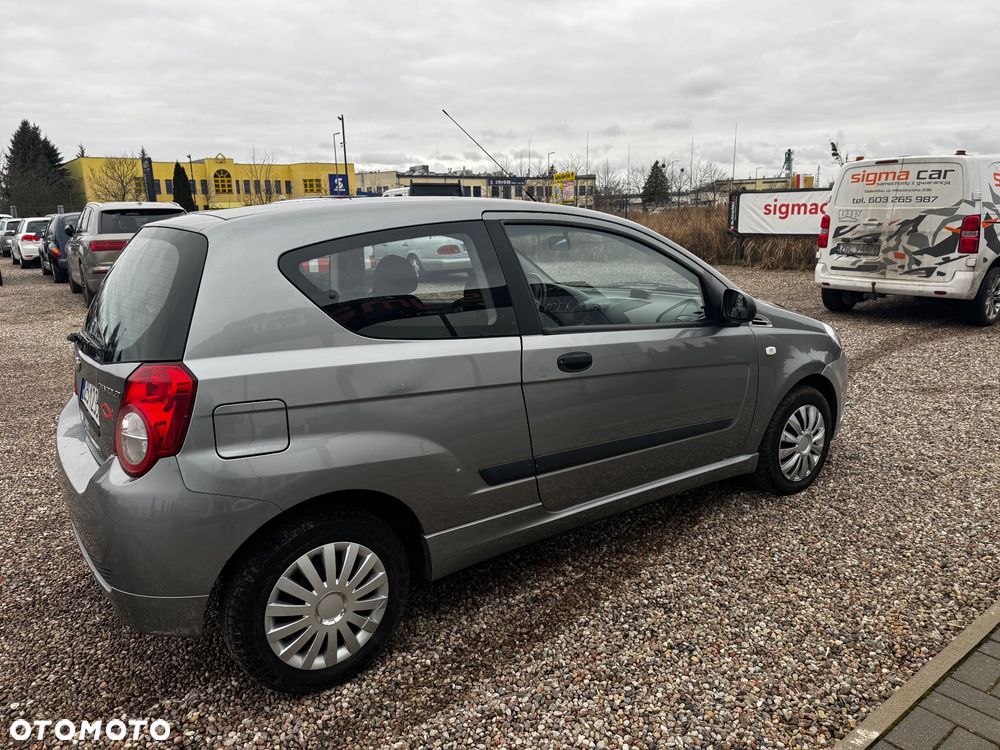 Chevrolet Aveo 1.2 16V Base - 4