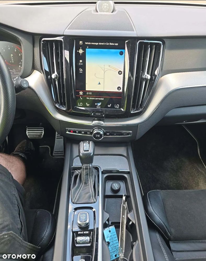 Volvo XC 60 T6 AWD R-Design - 9
