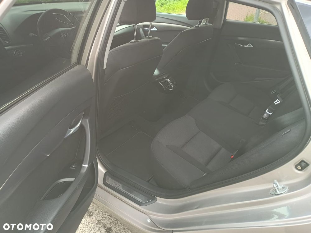 Hyundai i40 1.7 CRDi Business DCT - 5
