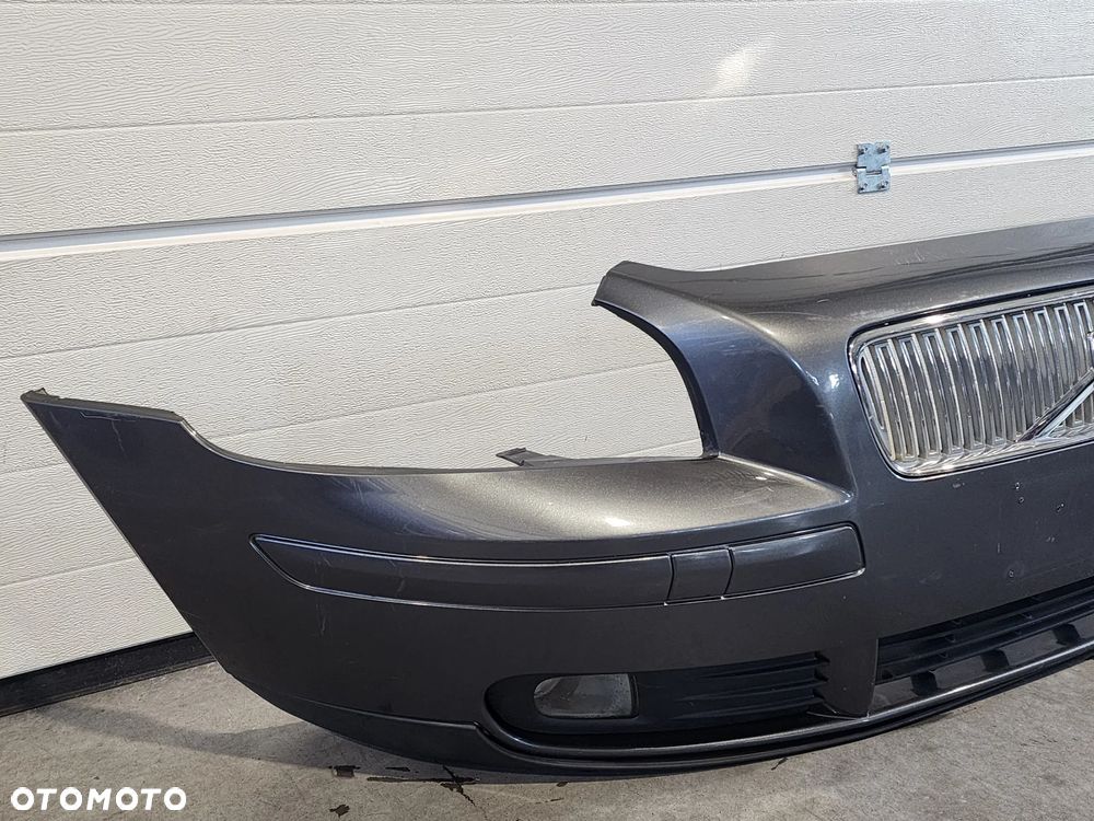 VOLVO V50 zderzak przód kompletny halogeny - 3