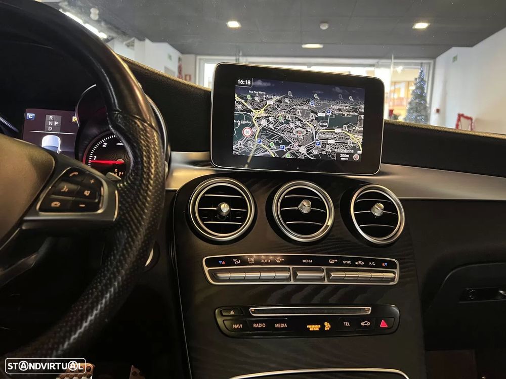 Mercedes-Benz GLC 220 d 4Matic 9G-TRONIC AMG Line - 19