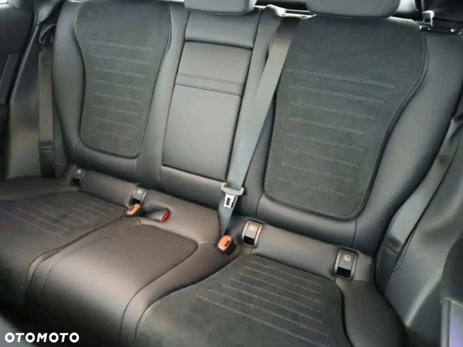 Mercedes-Benz GLC 200 mHEV 4-Matic AMG Line - 16