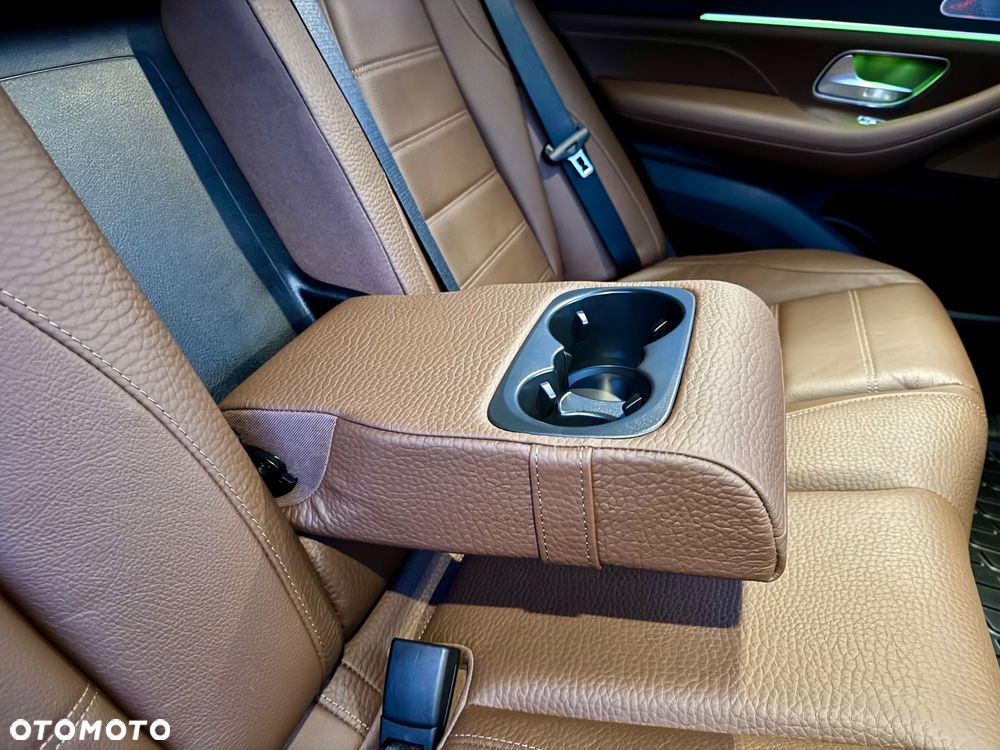 Mercedes-Benz GLE - 31