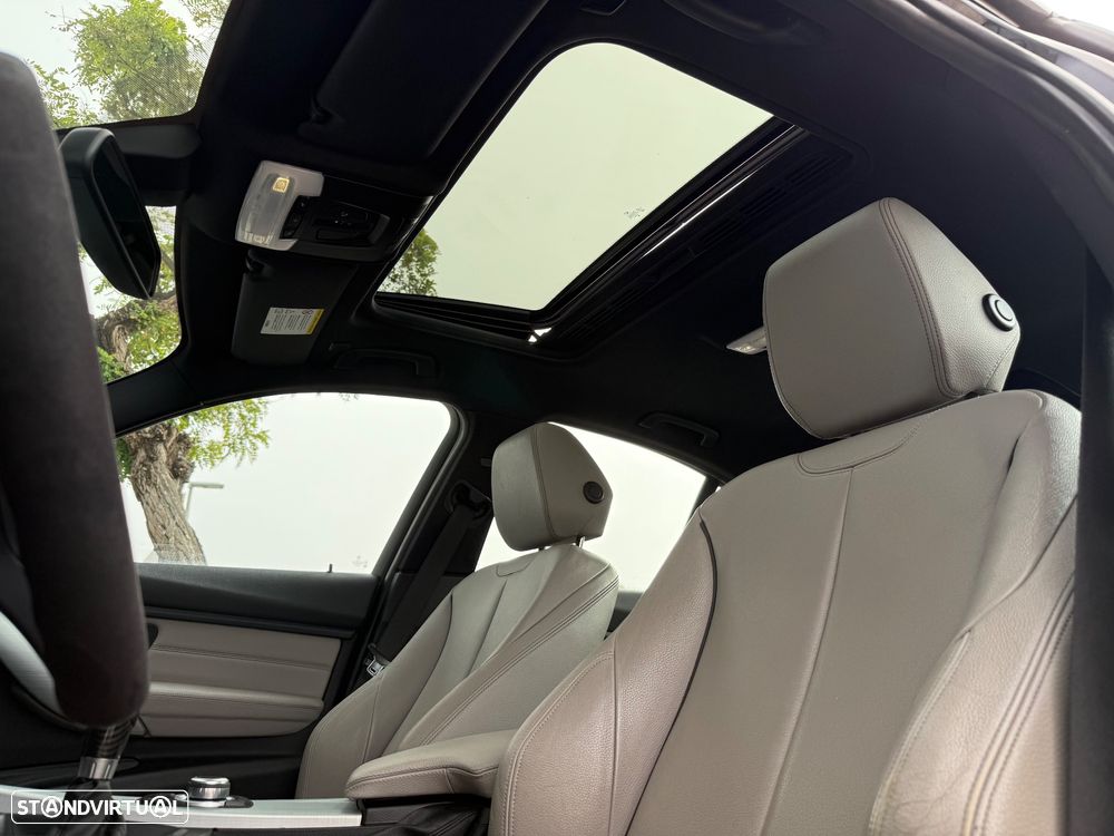 BMW 320 d Pack M - 27