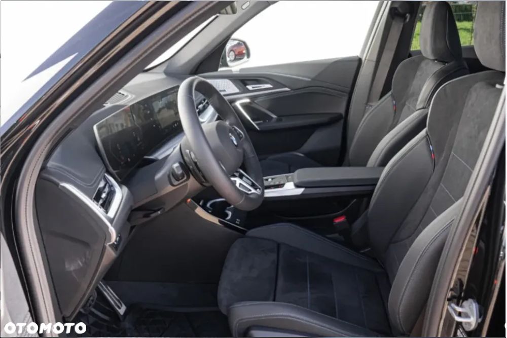 BMW X1 sDrive20d mHEV - 14