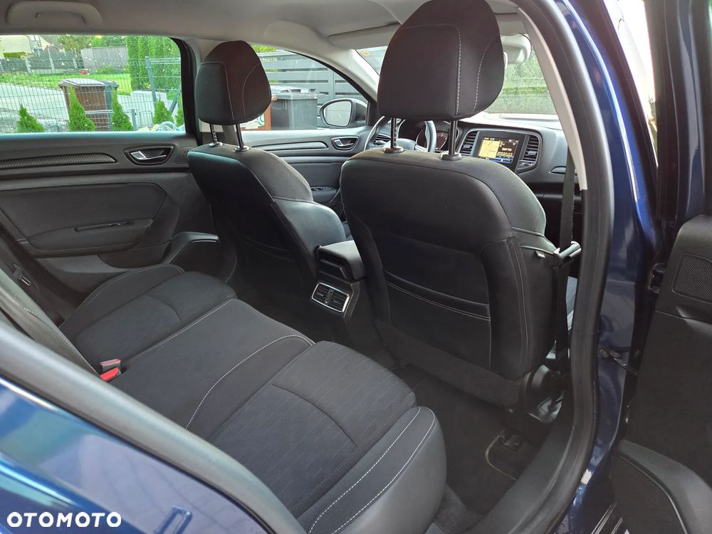 Renault Megane 1.5 Blue dCi Limited - 13