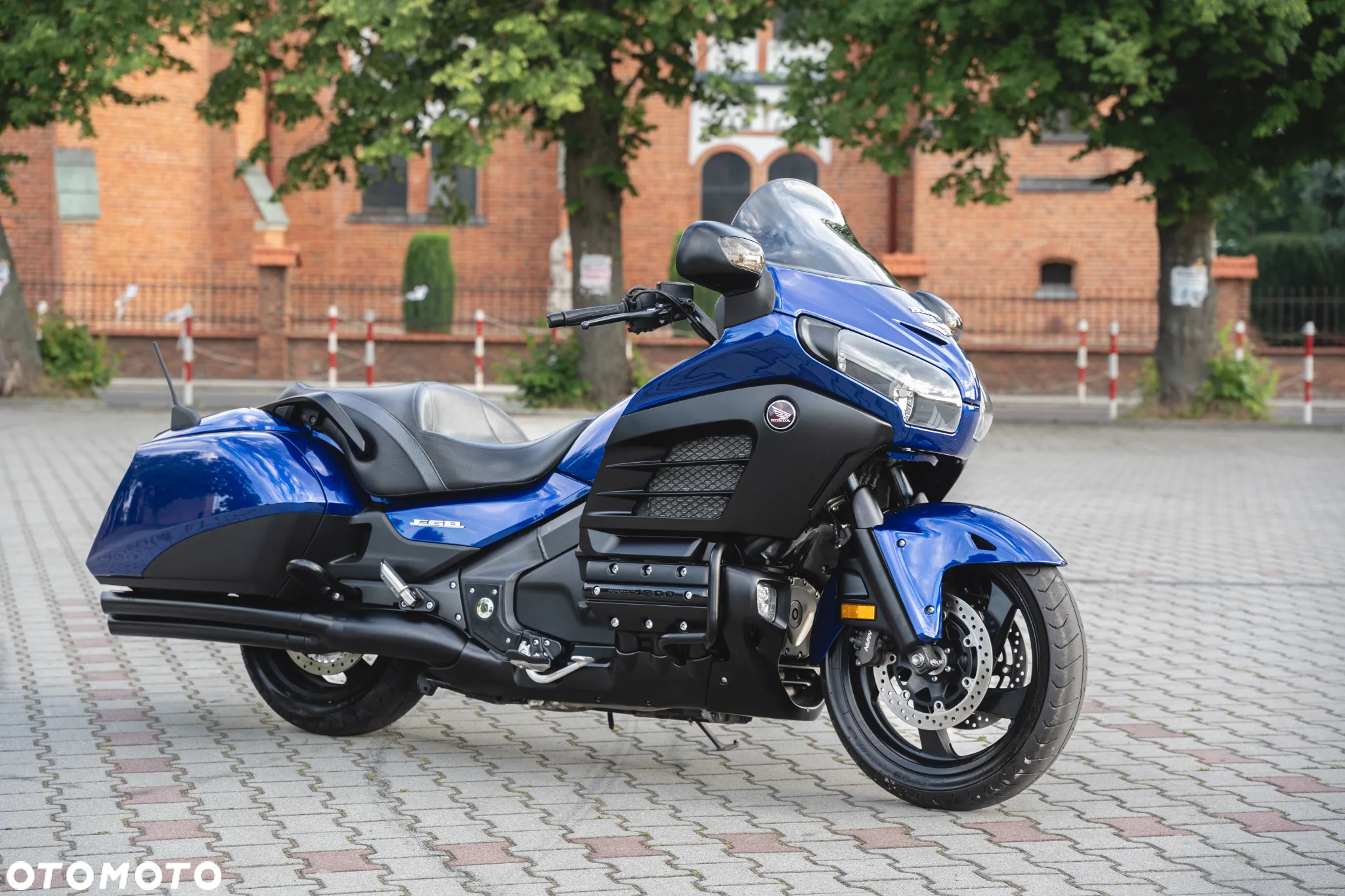 Honda GL - 5