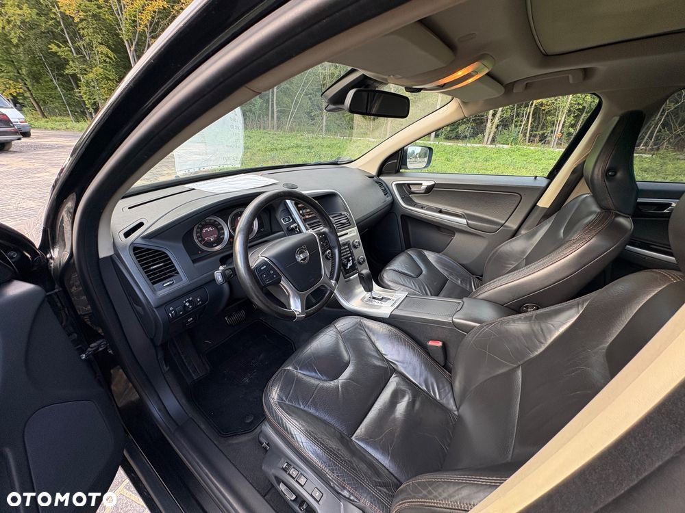 Volvo XC 60 2.4D AWD Summum - 14