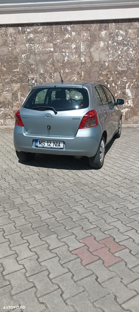 Toyota Yaris 1.4 D-4D Aut Sol - 4