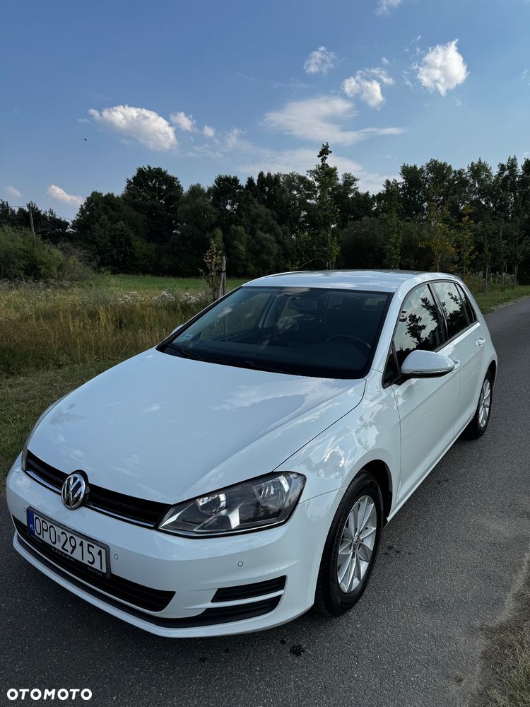 Volkswagen Golf - 1
