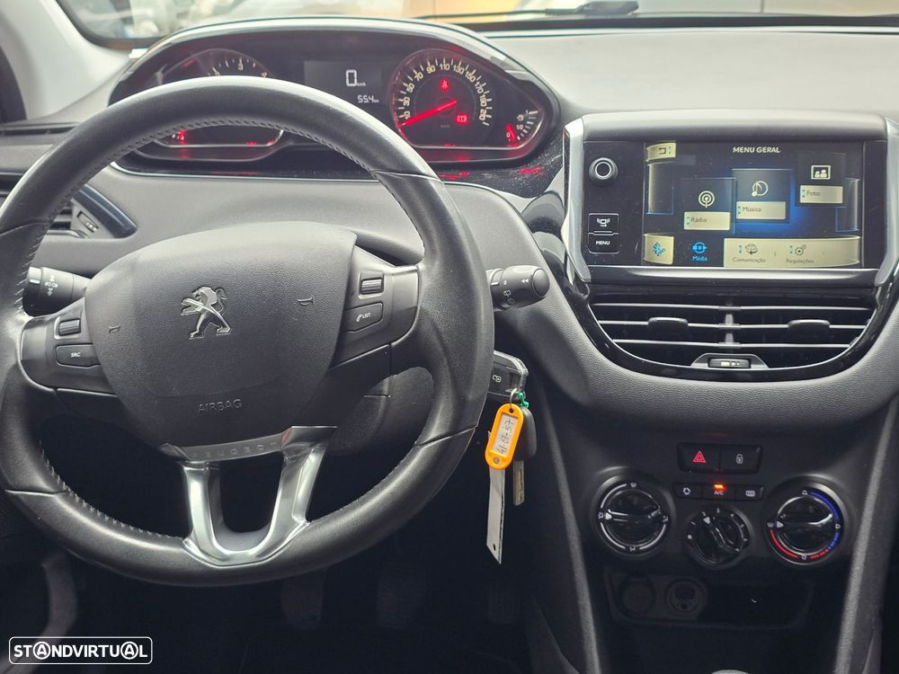 Peugeot 208 1.4 HDi Access - 6