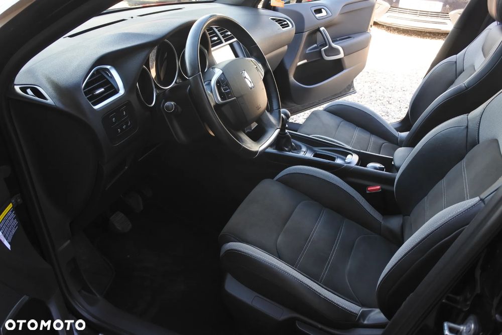 DS Automobiles DS 4 - 11