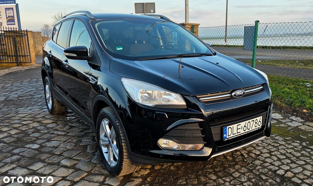 Ford Kuga 2.0 TDCi 4WD Titanium - 4