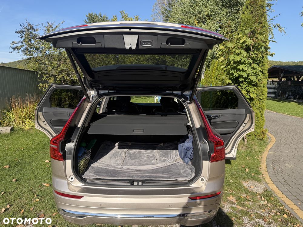 Volvo XC 60 B4 B Plus Bright - 15