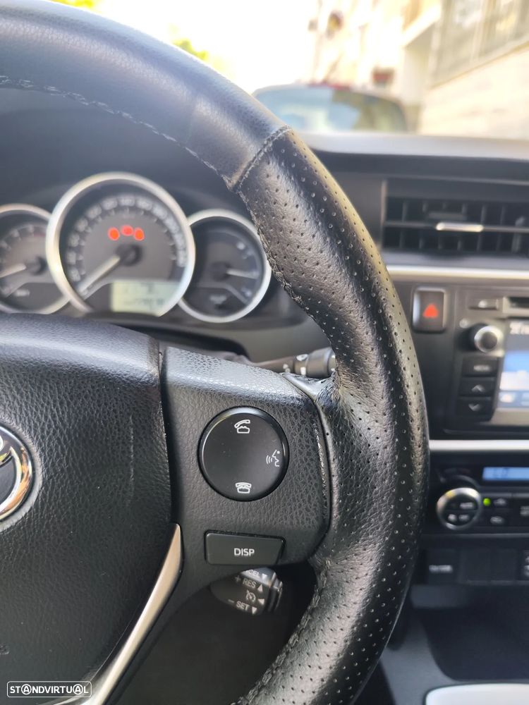 Toyota Auris Touring Sports 1.4 D-4D Comfort+Pack Sport - 28