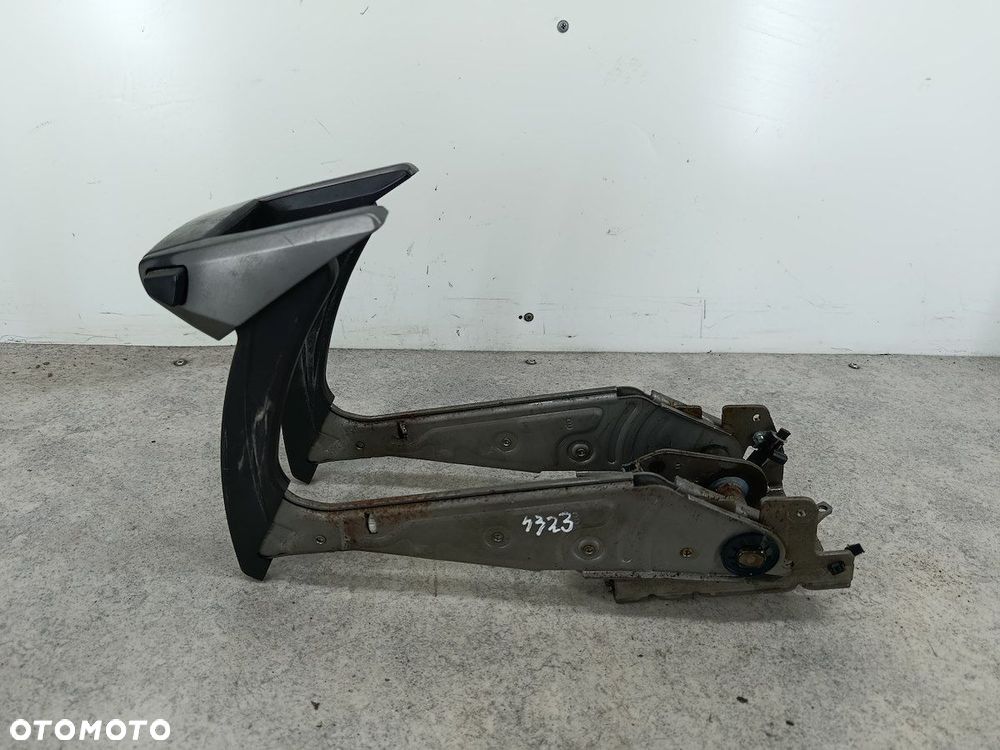 DŹWIGNIA HAMULCA RĘCZNEGO OPEL ZAFIRA B 13237304AR 1.8 16V - 6