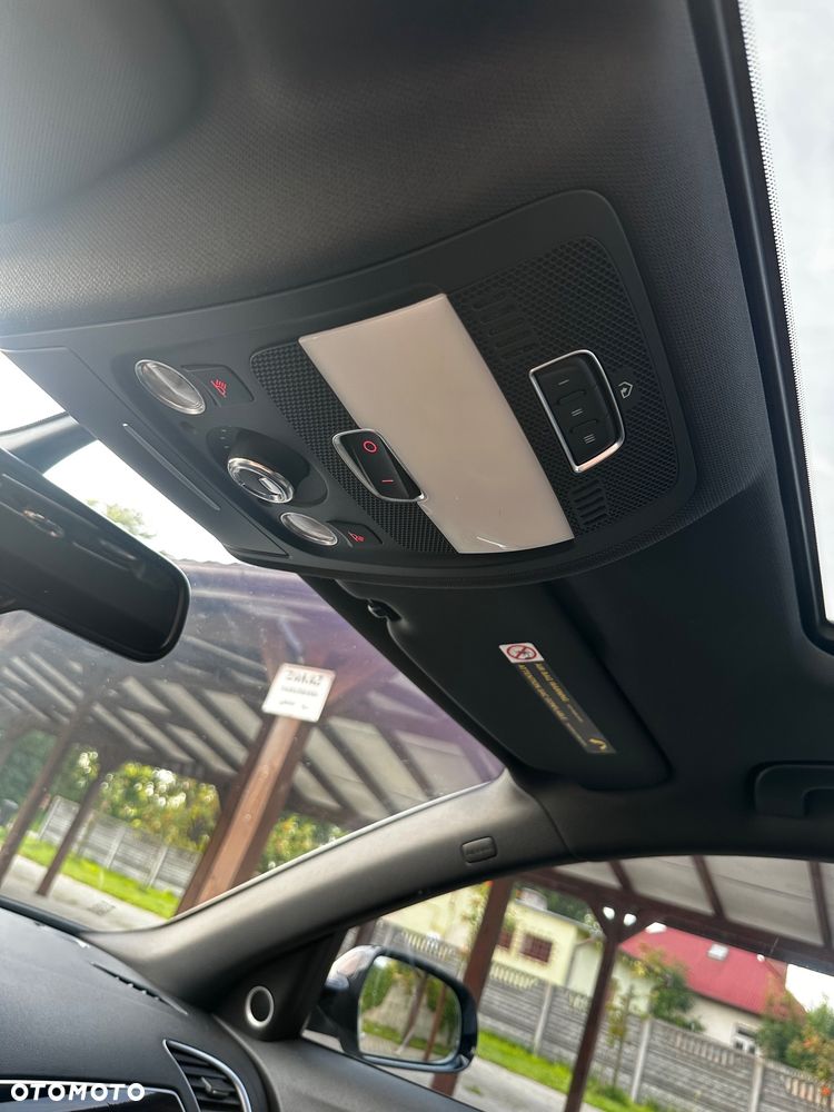 Audi A4 Limousine - 21
