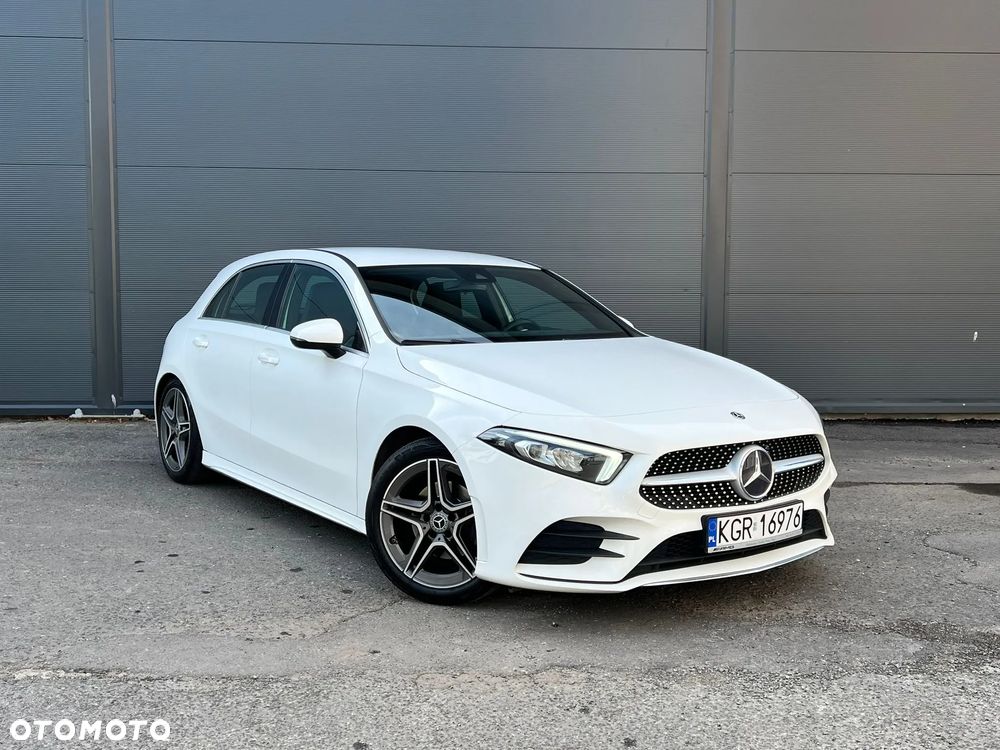 Mercedes-Benz Klasa A 180 AMG Line 7G-DCT - 3