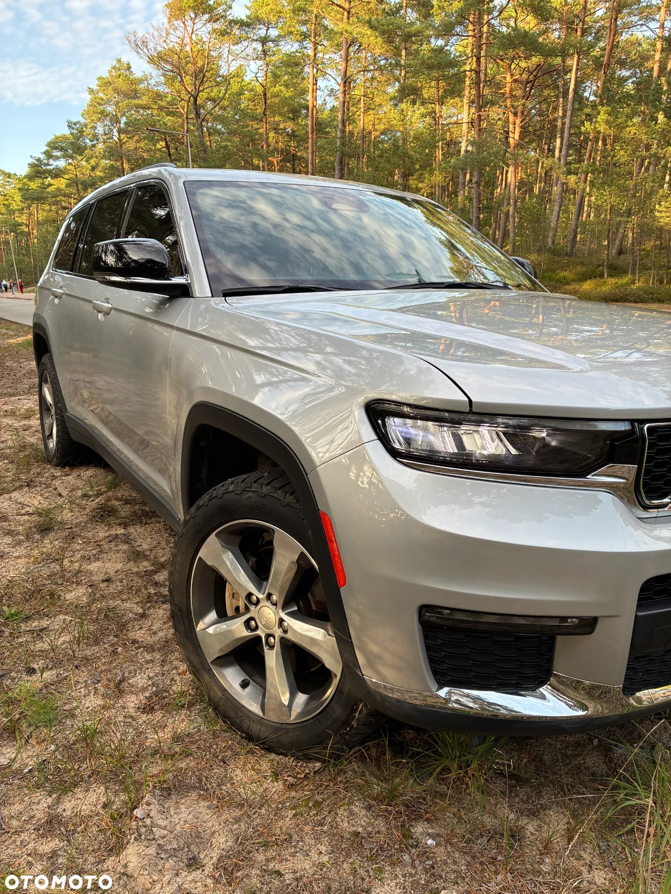 Jeep Grand Cherokee - 10