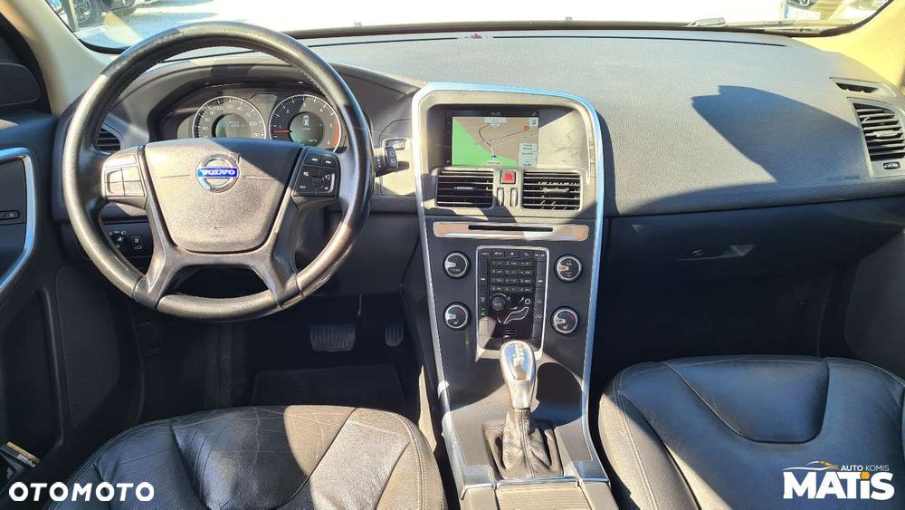 Volvo XC 60 - 4