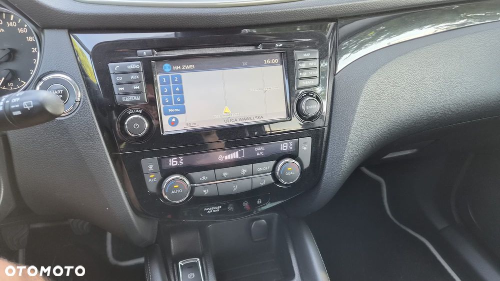 Nissan Qashqai 1.2 DIG-T Tekna - 12
