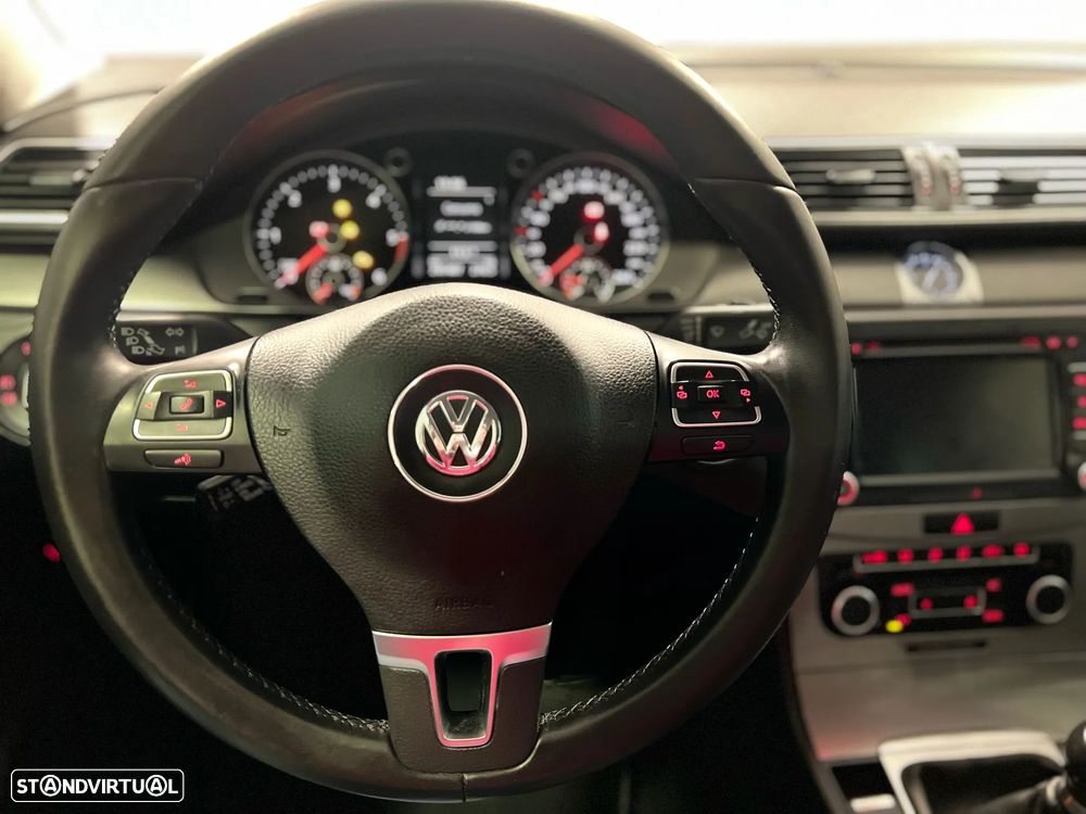 VW Passat 1.6 TDI BlueMotion - 3