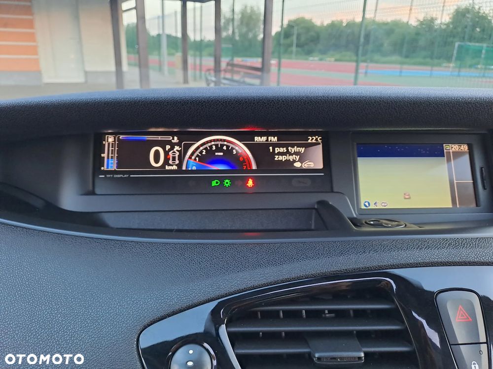Renault Grand Scenic 2.0 16V 140 CVT Bose Edition - 17