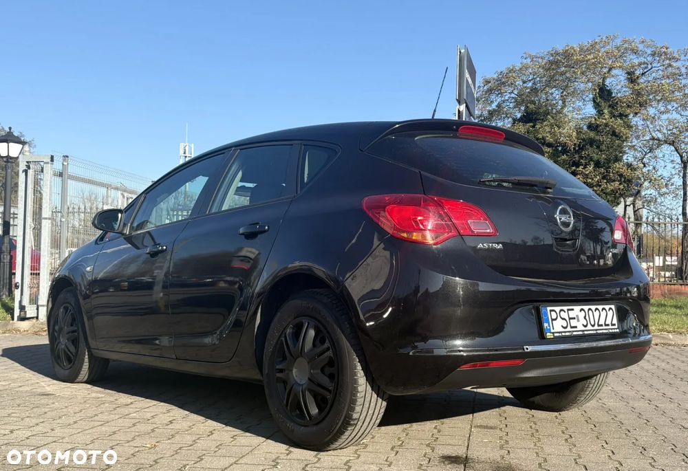 Opel Astra 1.7 CDTI Enjoy - 6