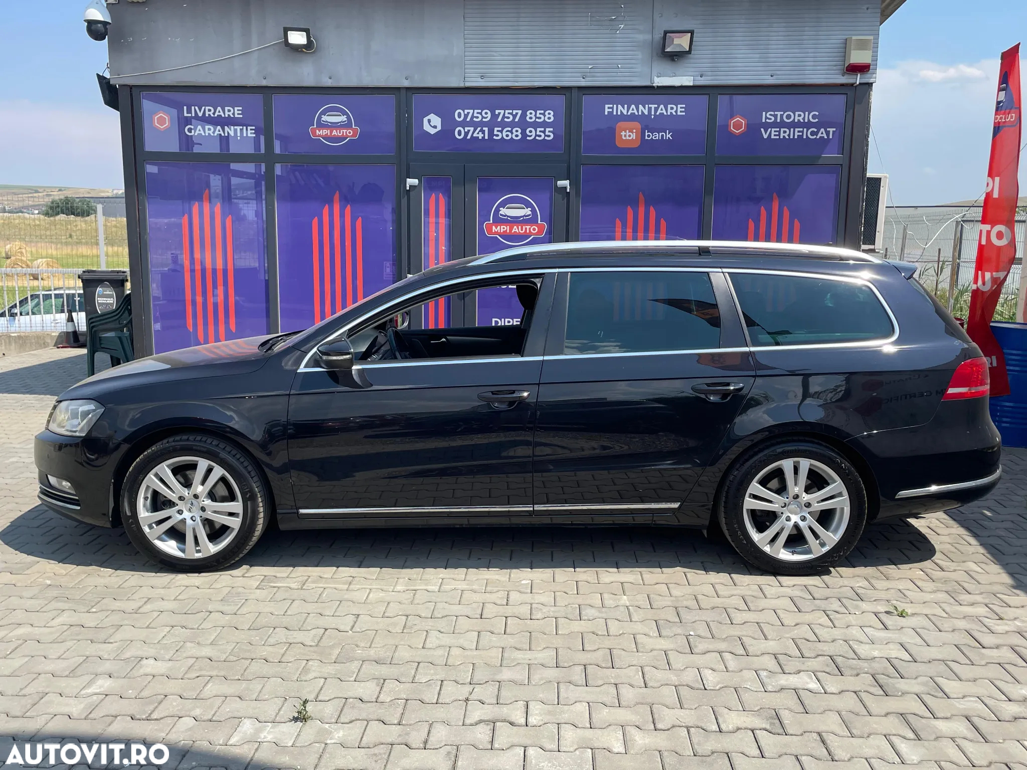 Volkswagen Passat Variant 2.0 TDI DSG BlueMotion Technology Comfortline - 4