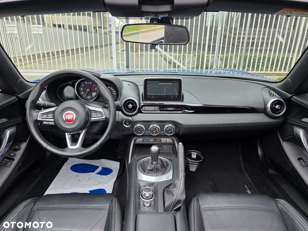 Fiat 124 Spider 1.4 MultiAir Lusso - 11