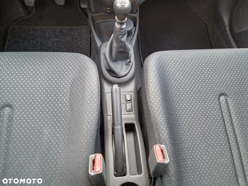 Toyota Yaris 1.33 Luna - 21