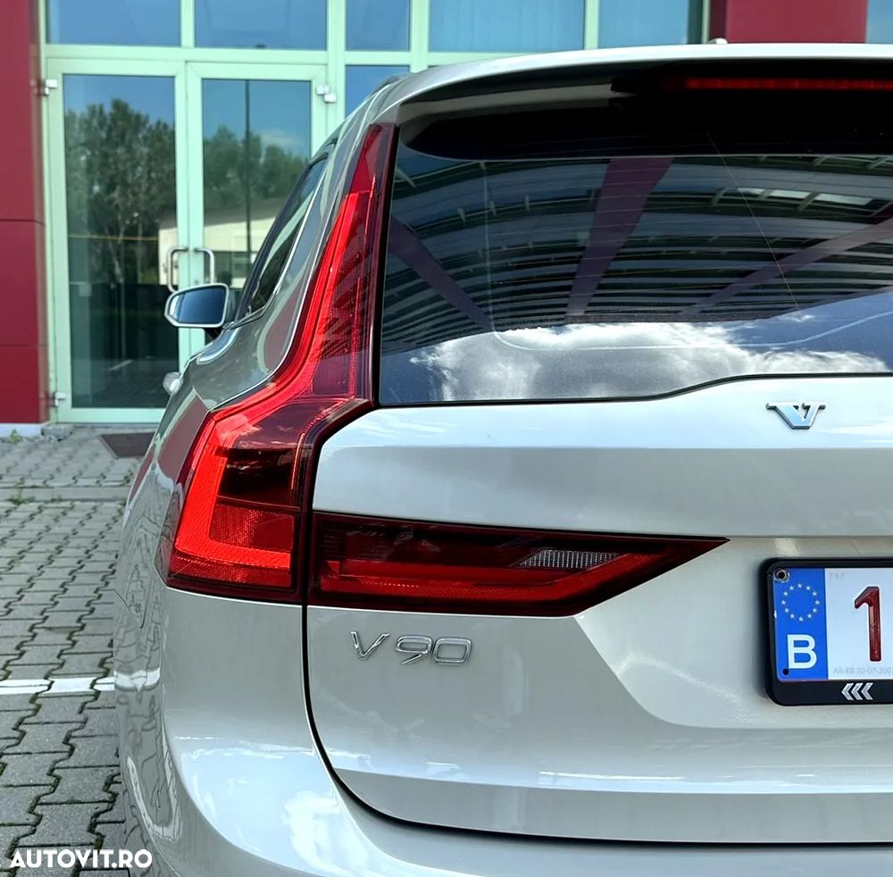 Volvo V90 - 34