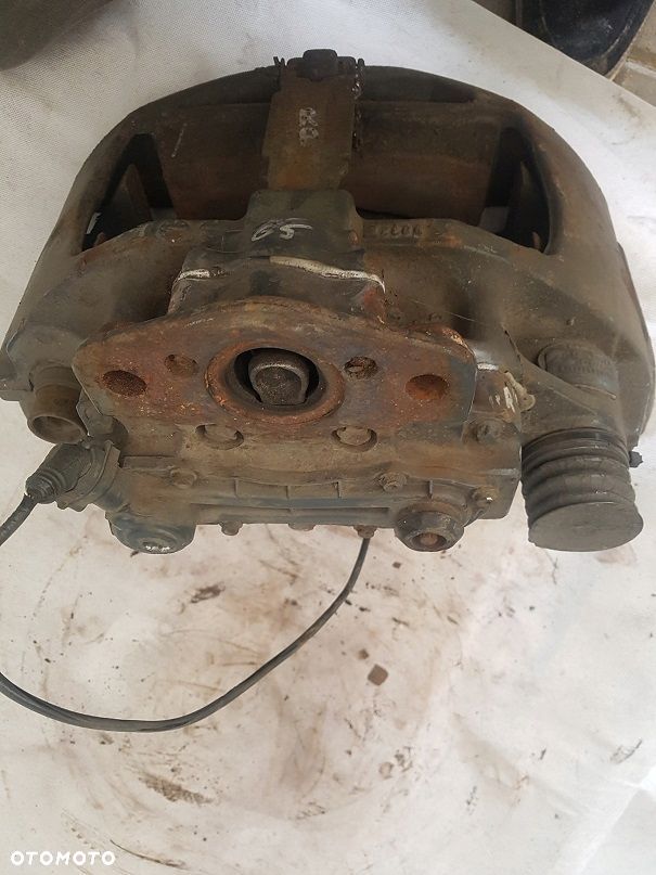 ZACISK HAMULCOWY PRAWY DAF CF 65 - 2