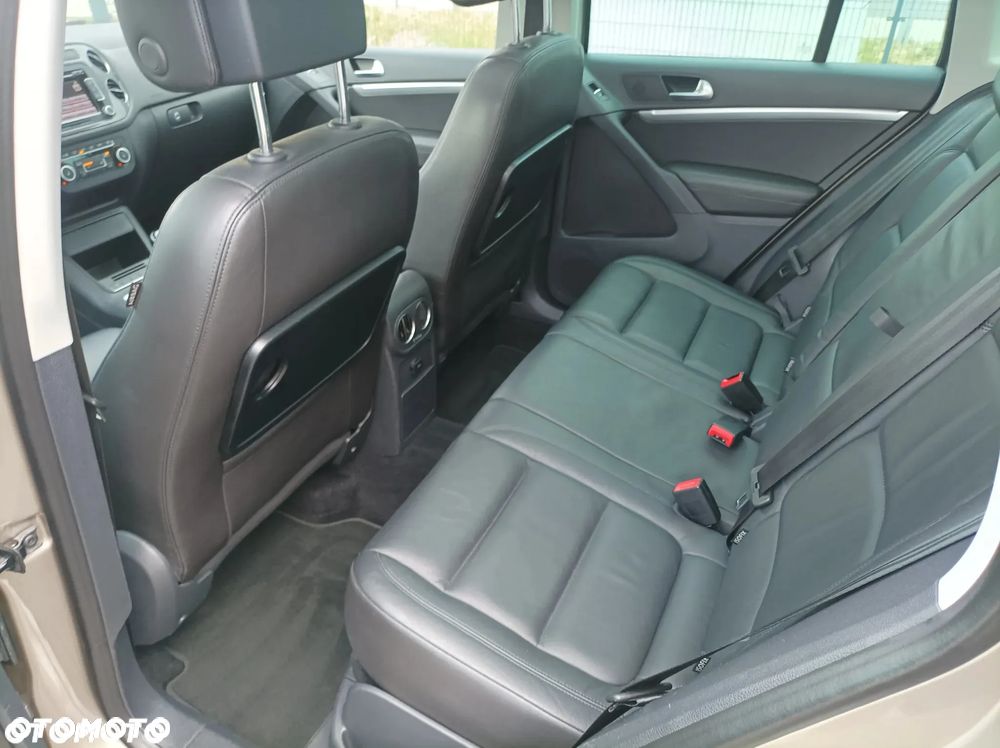 Volkswagen Tiguan 1.4 TSI 4Motion Exclusive - 24