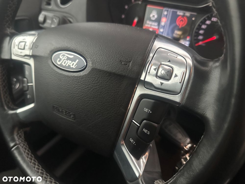 Ford Galaxy 2.0 TDCi Titanium - 27