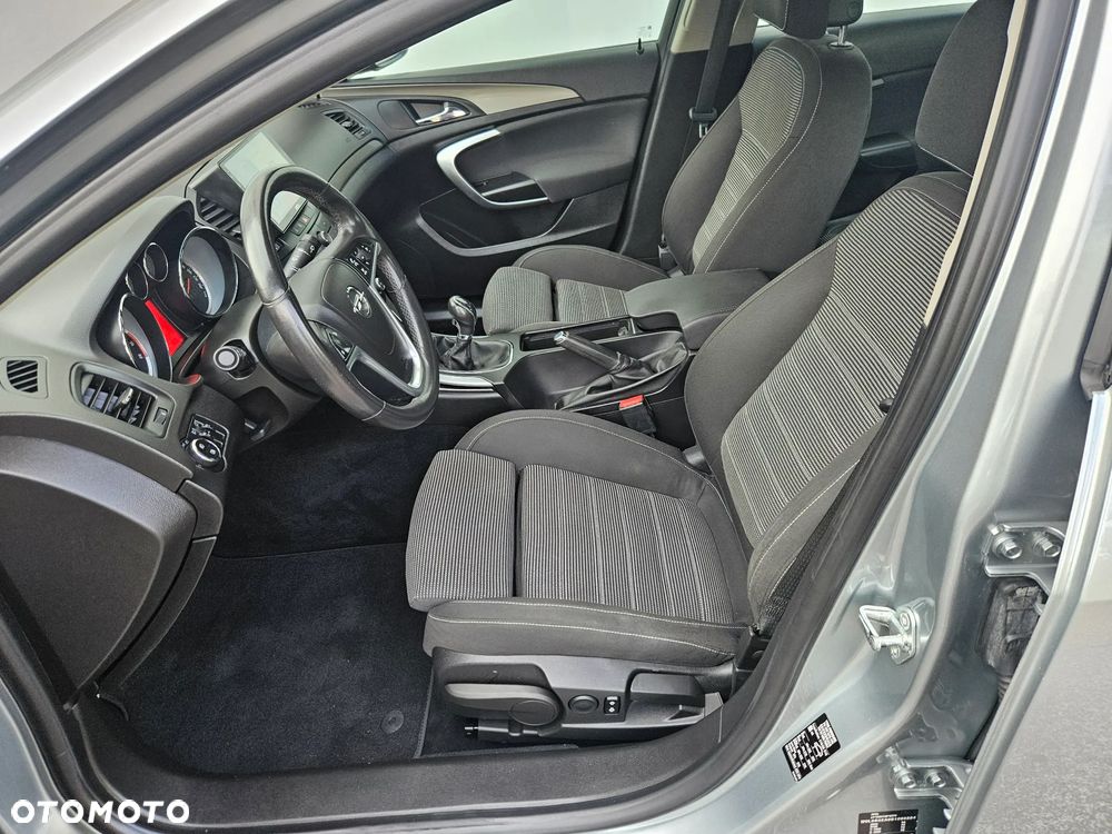 Opel Insignia 1.6 Design Edition - 13
