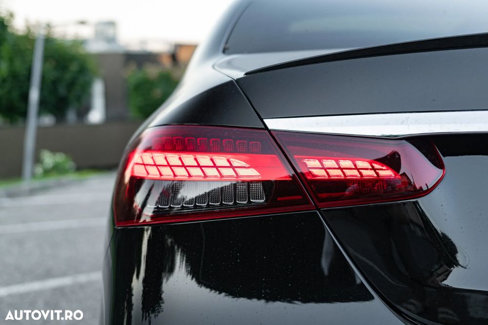 Mercedes-Benz E 450 4MATIC Aut. - 31