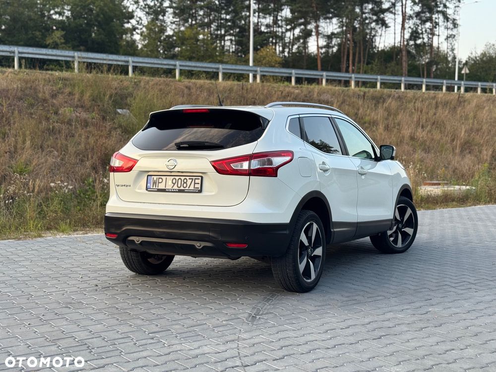 Nissan Qashqai - 11