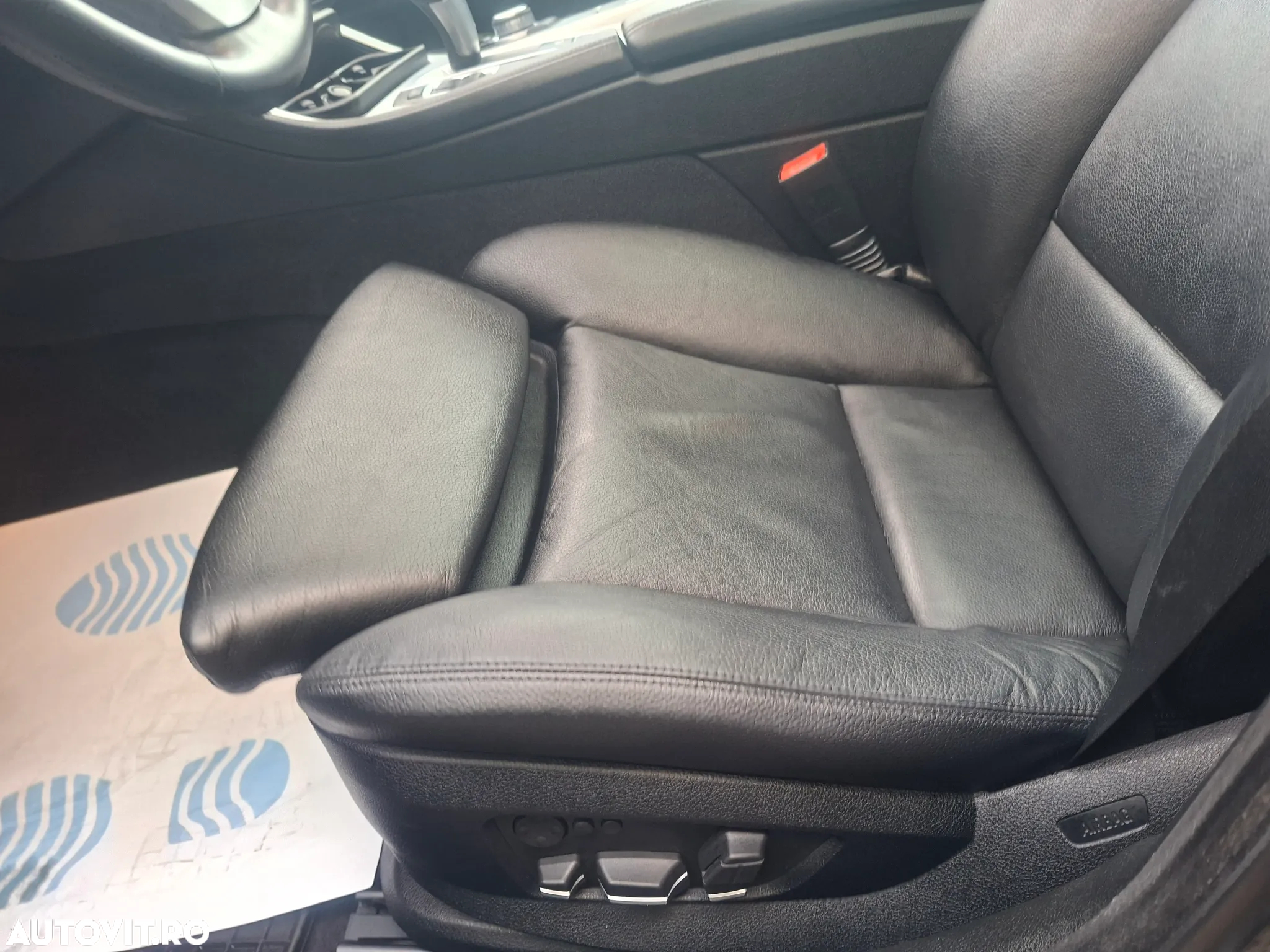BMW Seria 5 530d Sport-Aut. Luxury Line - 9